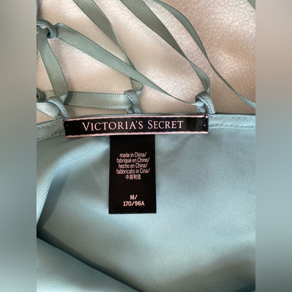 Victoria’s Secret light blue, satin cami set with tie back (Never Worn) - Picture 5 of 6